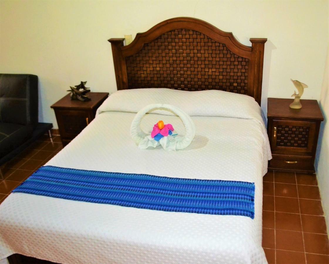 Hotel Delfin Comitan ภายนอก รูปภาพ