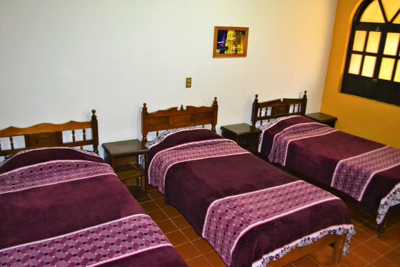 Hotel Delfin Comitan ภายนอก รูปภาพ