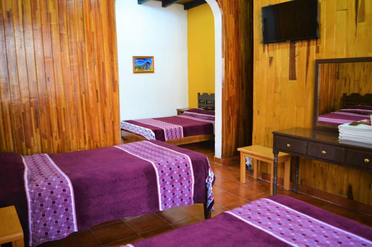 Hotel Delfin Comitan ภายนอก รูปภาพ